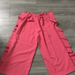 Pink ruffled pants